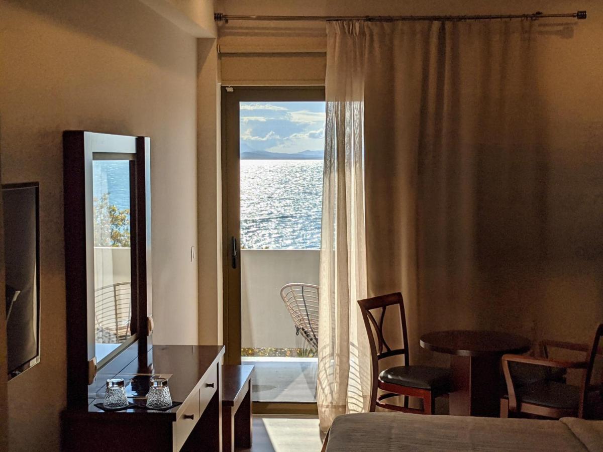 Lepanto Beach Hotel Nafpaktos Extérieur photo