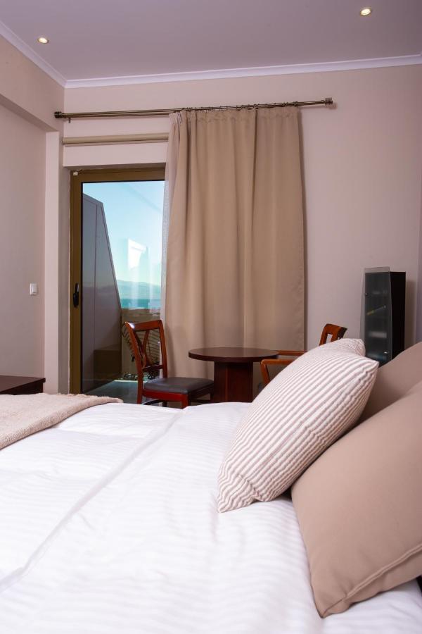 Lepanto Beach Hotel Nafpaktos Extérieur photo